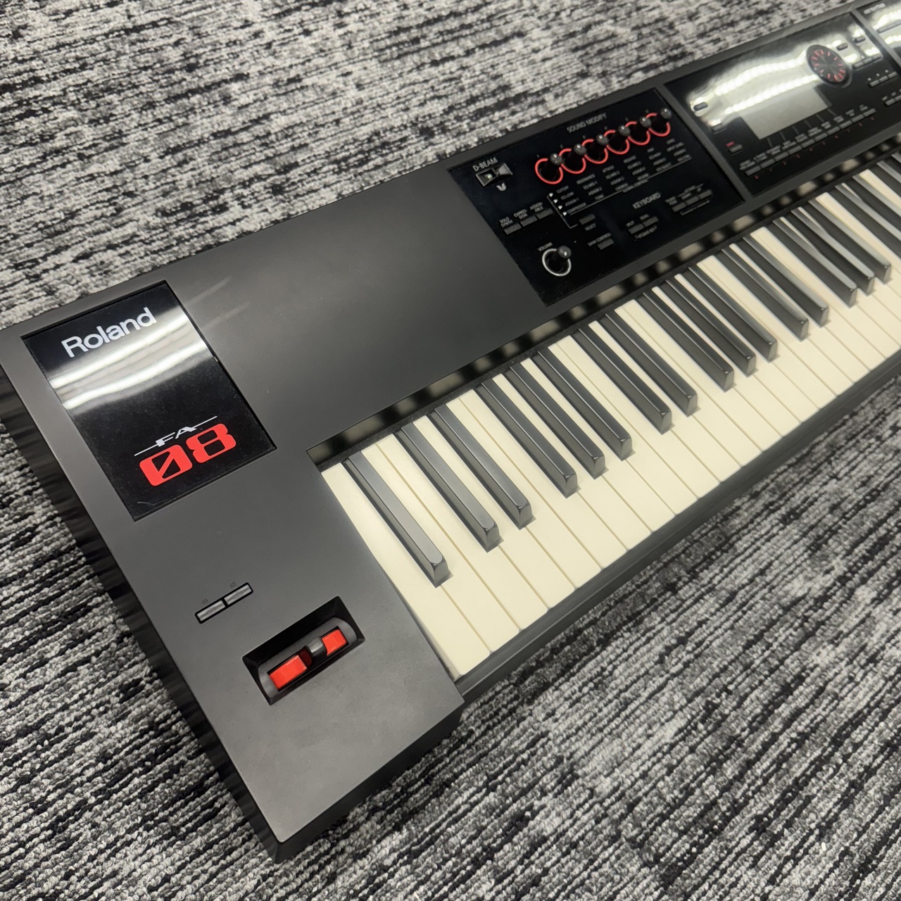 Roland FA-08 シンセサイザー(ソフトケース付) Roland FA-08 Music Workstation (ローランド シンセサイザー