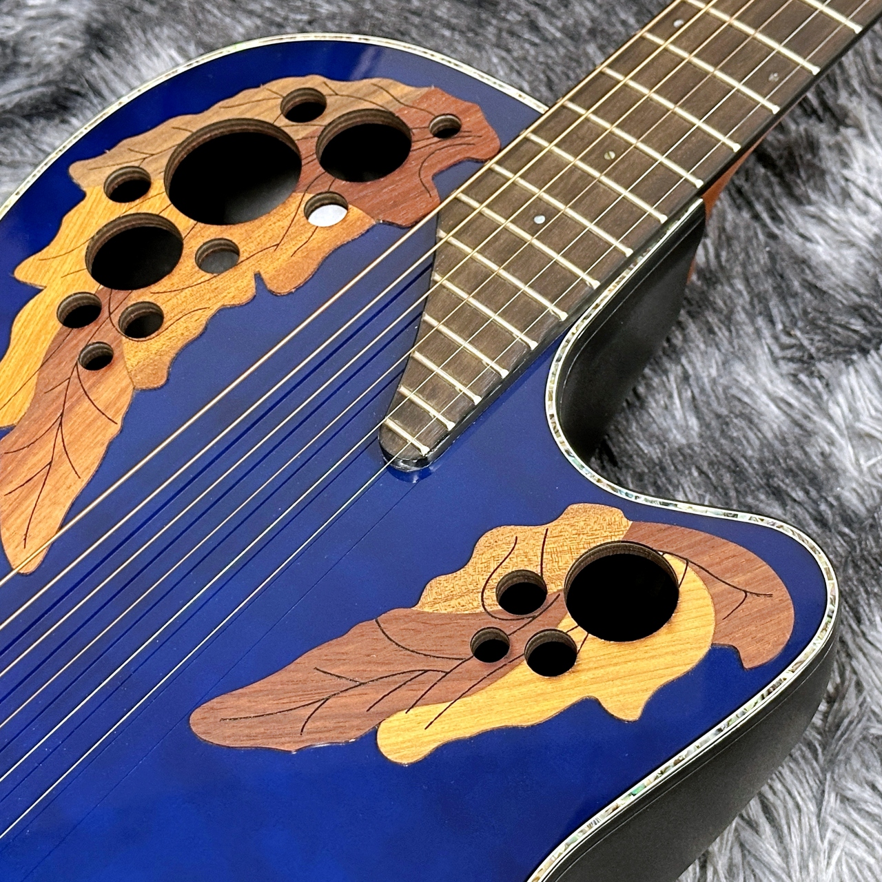 Ovation Celebrity Elite Exotic Mid Depth CE44P-8TQ-G (Blue