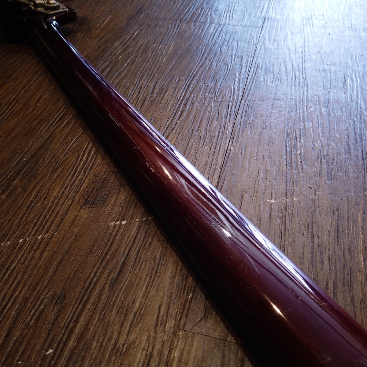 メンテ済 美品 詳細不明 9Plyネック スルーネック アクティブエレキベース NO BRAND スルーネック 変形ベース Electric bass（中古/送料無料