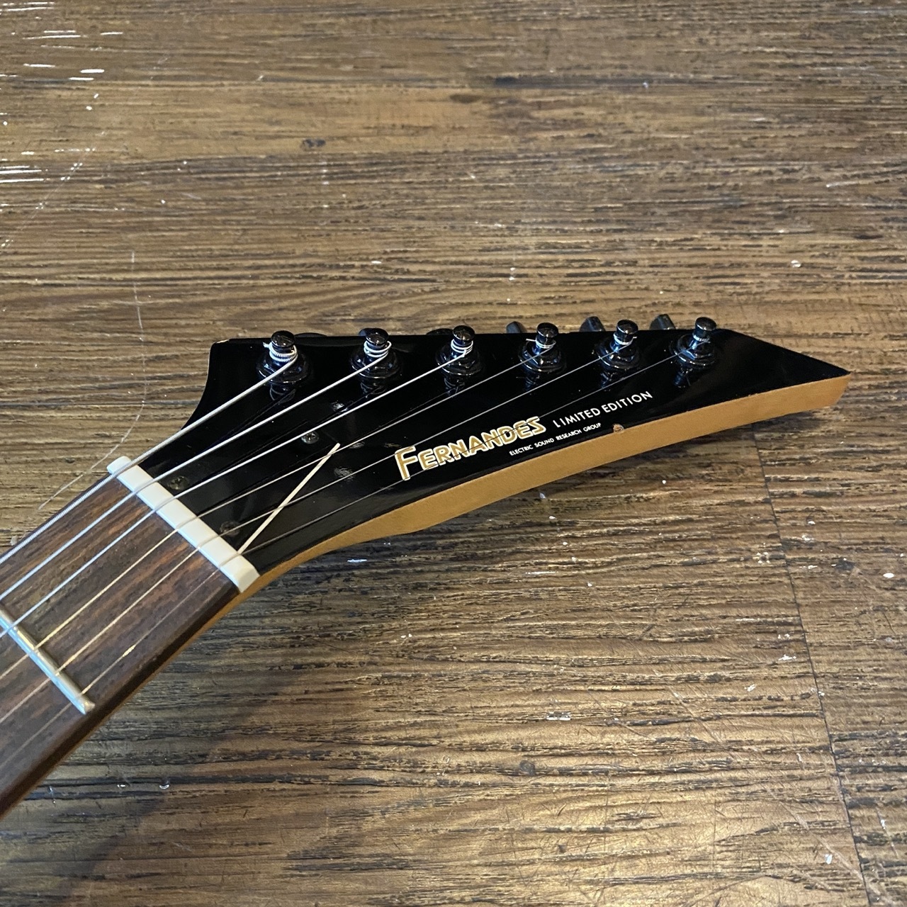 FERNANDES Limited Edition Electric Guitar（中古/送料無料