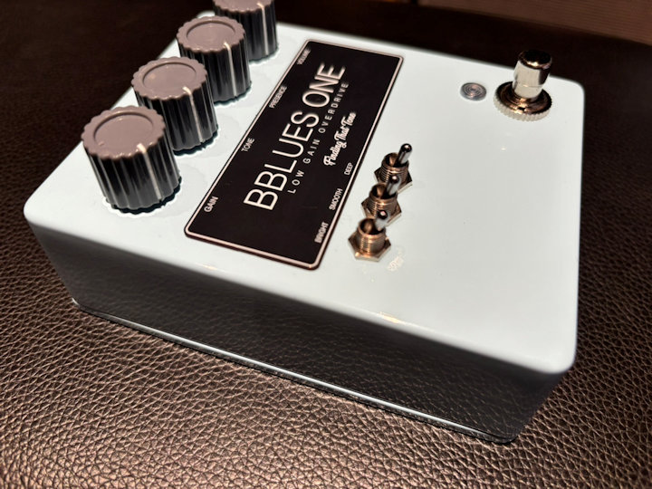 Finding That Tone BBLUES ONE（新品）【楽器検索デジマート】