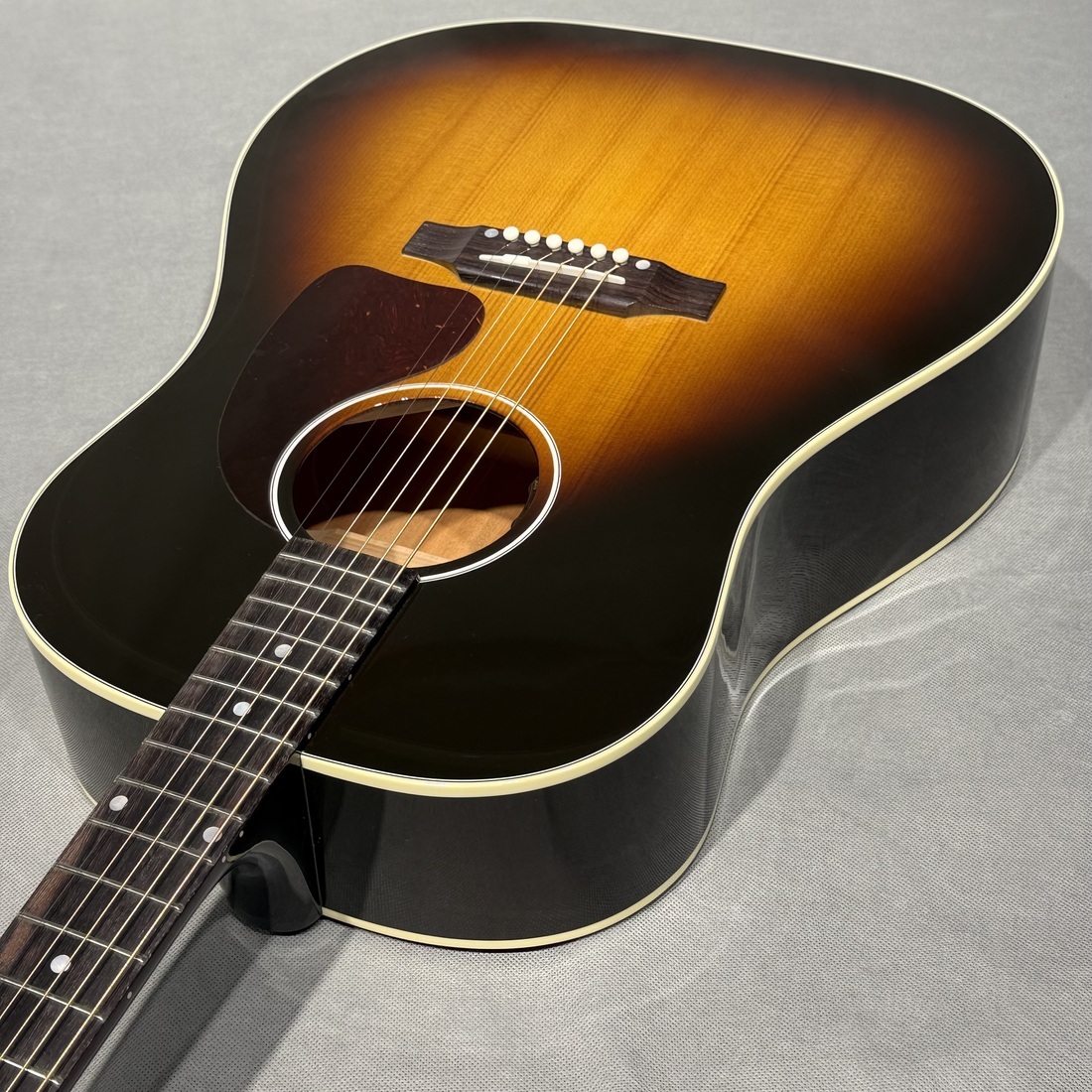 Gibson J-45 STANDARD-VINTAGE SUNBURST（新品）【楽器検索