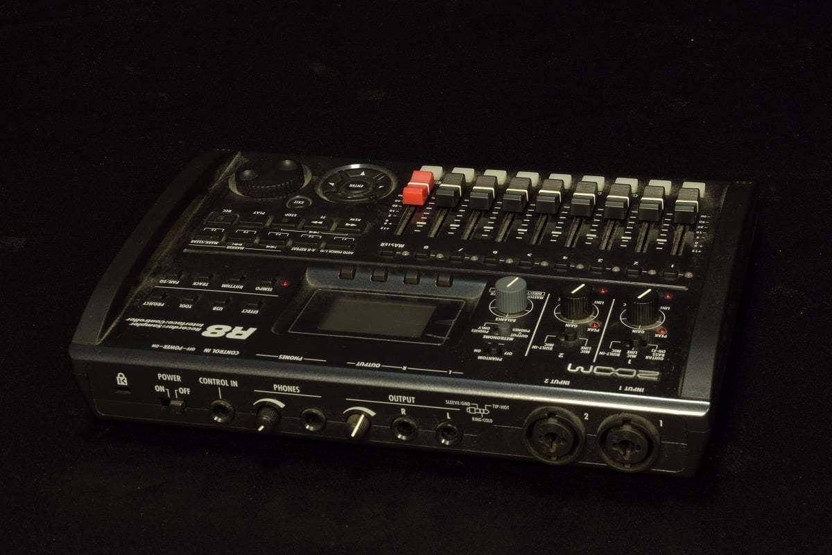 ZOOM R8 レコーダー サンプラー インターフェース　箱無し ZOOM R8 レコーダー サンプラー インターフェース 箱無し