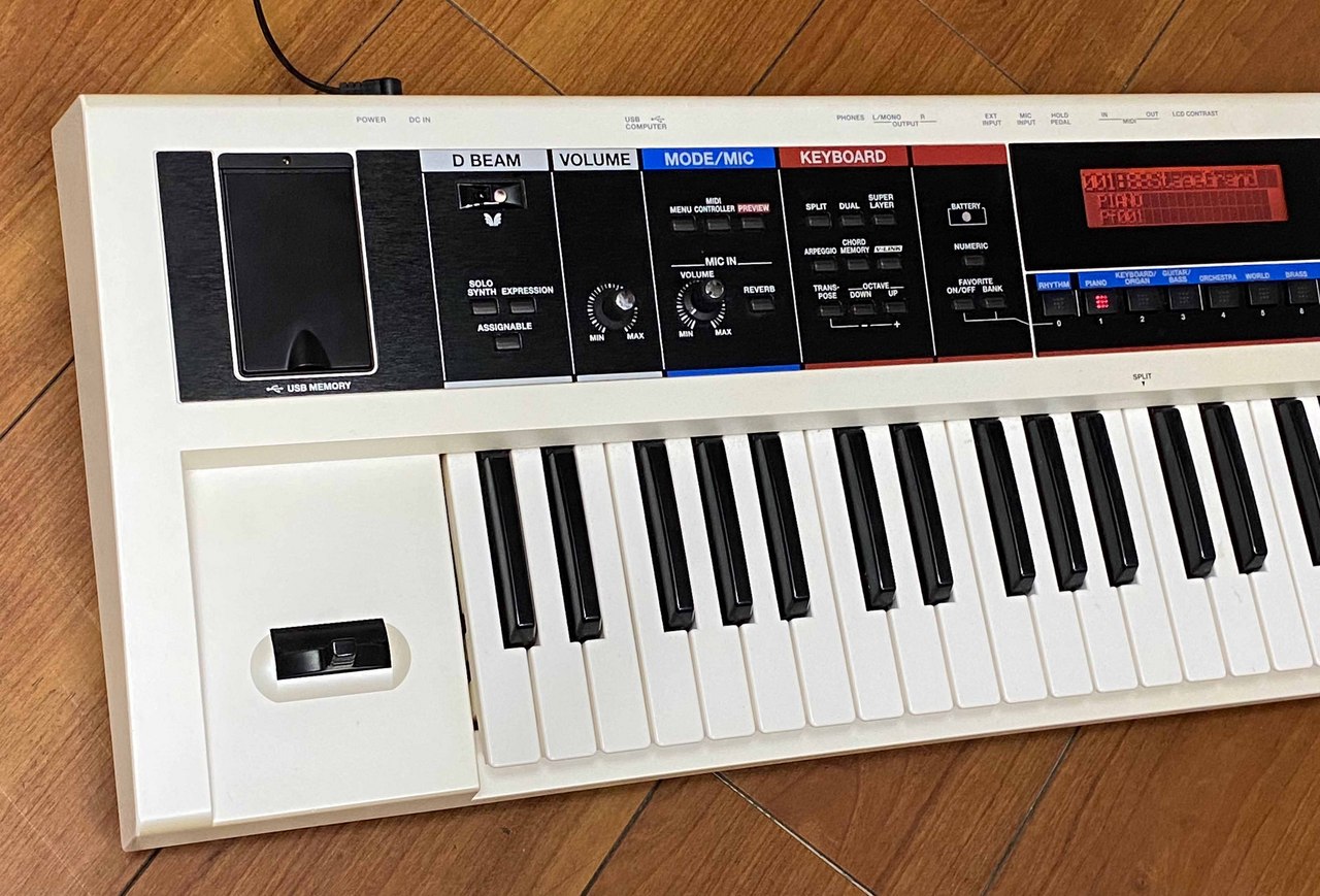 Roland JUNO-Di【訳あり特価】（中古）［デジマートSALE］【楽器検索