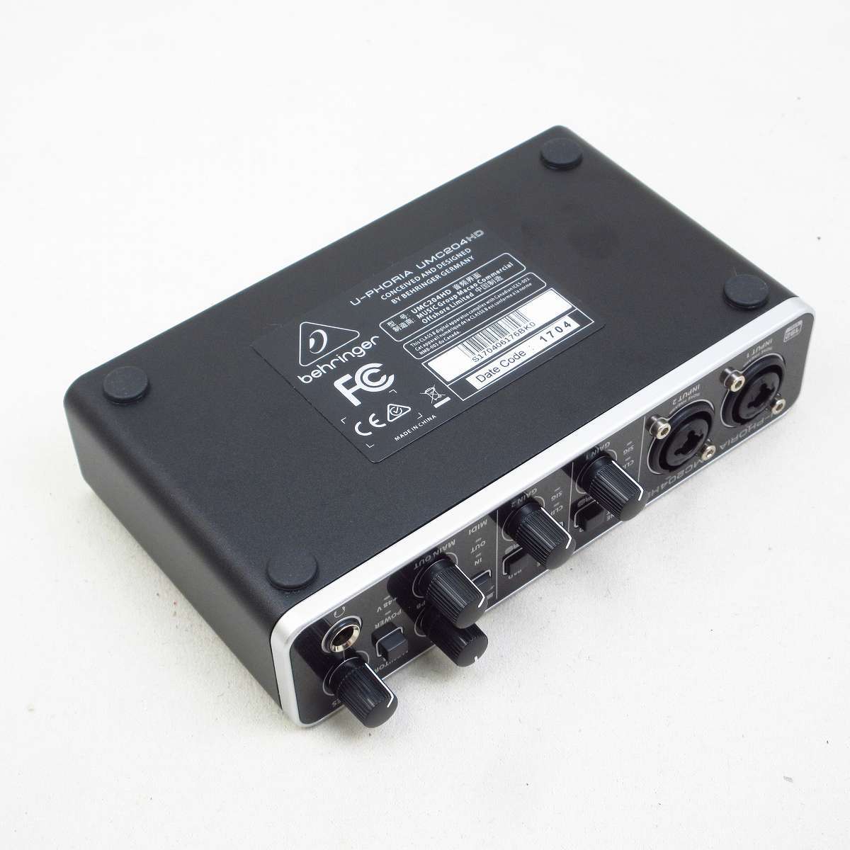 BEHRINGER UPHORIA UMC204HD 