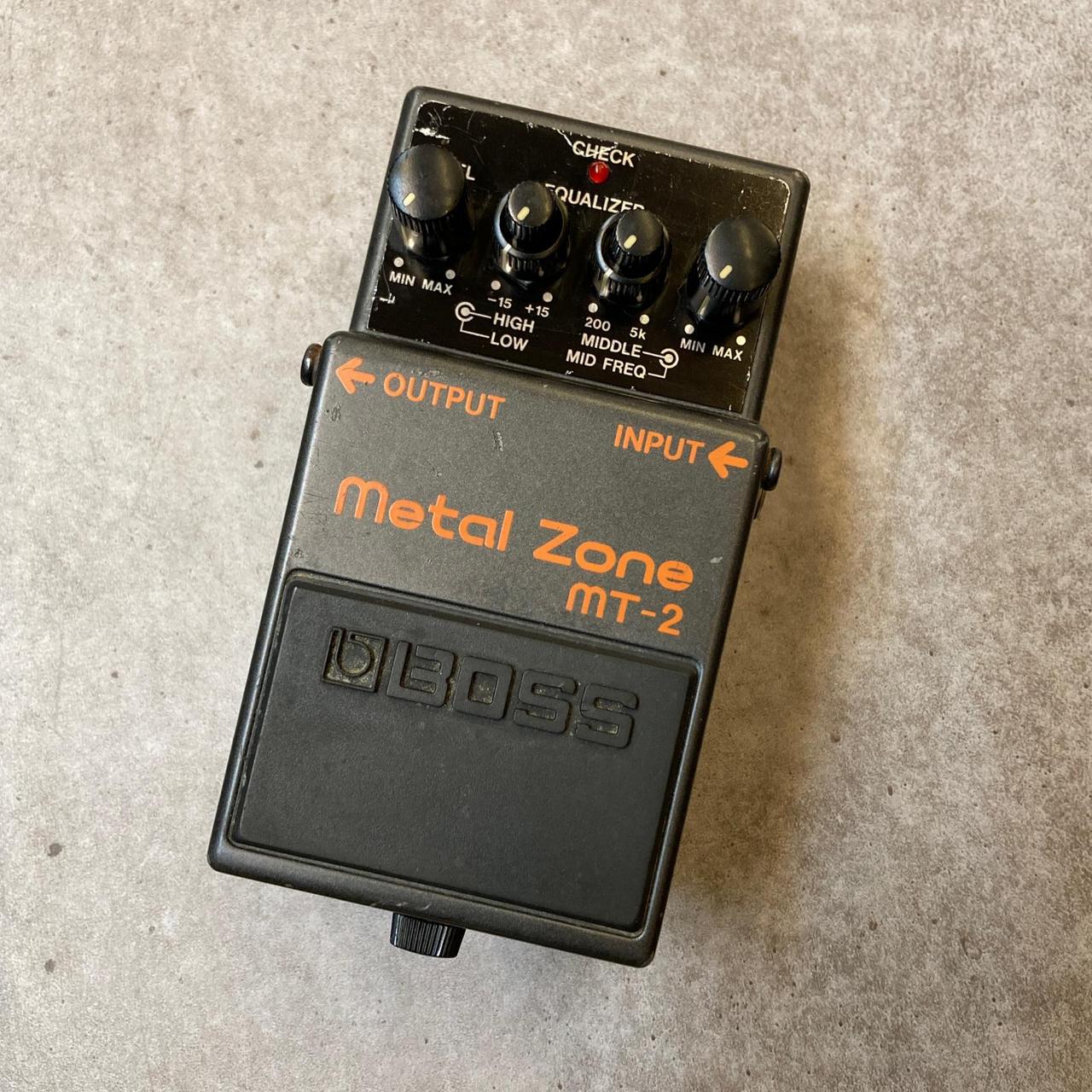 BOSS l Zone MT-2 メタルゾーンMT-２ 使用中古品 BOSS MT-2 Metal Zone 2000年製 買取りました。デジマートにて