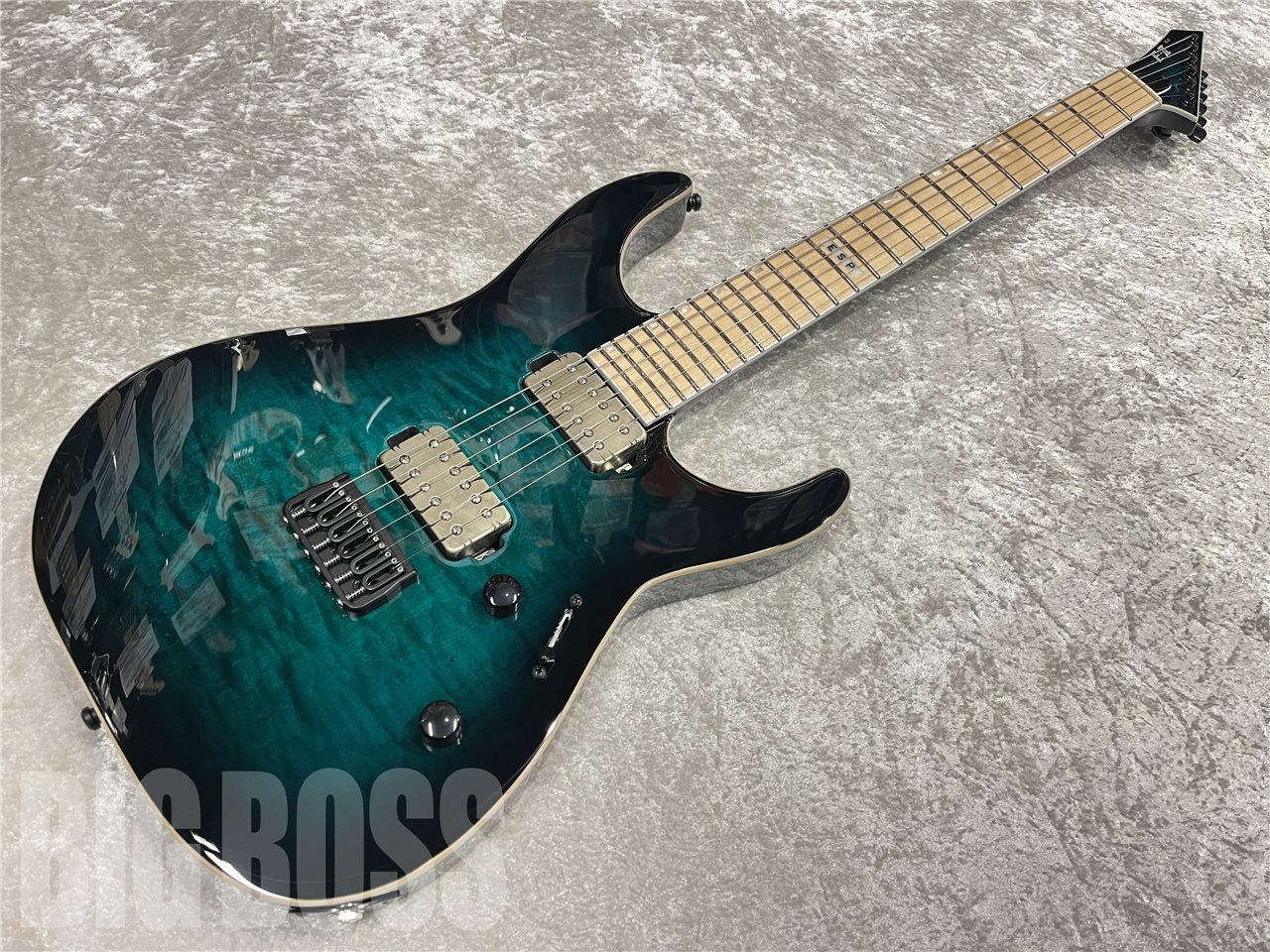 ギター E-II M-II NT HS QM Black Turquoise Burst ESP E-II M-II NT Black Turquoise Burst (2020) - Guitar Compare
