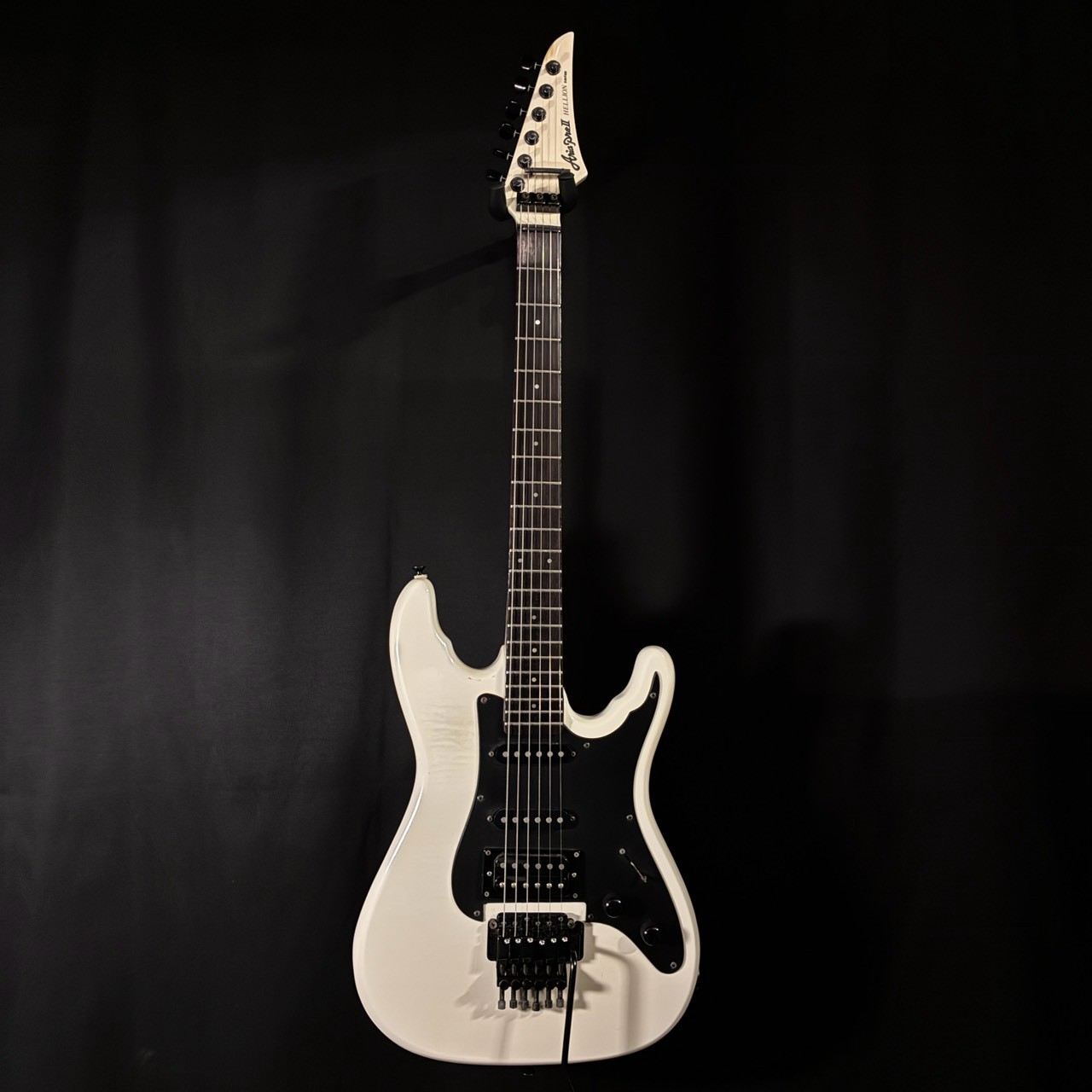 Aria Pro II Hellion Series 45-2 Ivory 【3.69㎏】（中古）【楽器検索