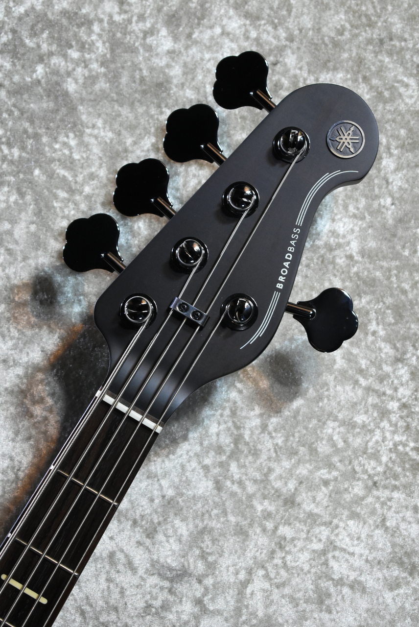 本日限定値引 !YAMAHA BB735A 5弦ベース 限定カラー 美品 本日限定値引 !YAMAHA BB735A 5弦ベース 限定カラー 美品 s-l400.jpg