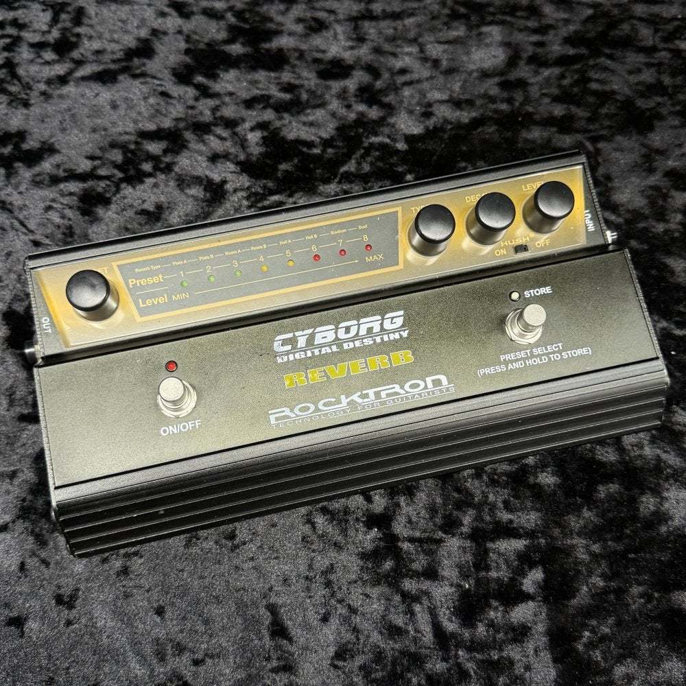 ROCKTRON CYBORG DISTORTION 本体 Rocktron Cyborg Distrortion