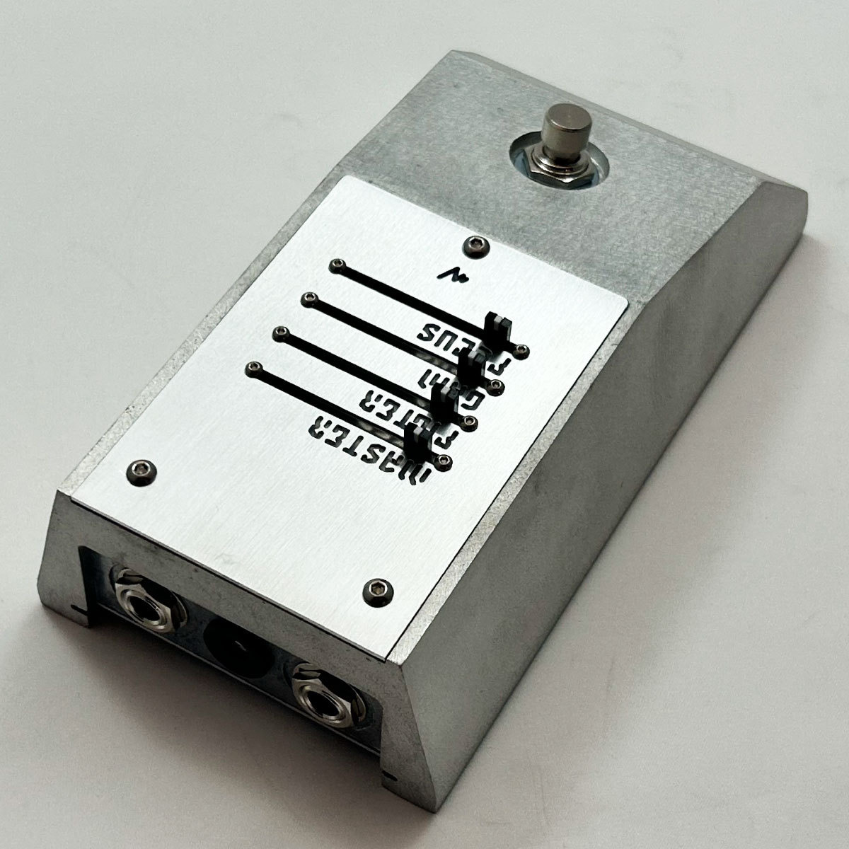 ELECTRONIC AUDIO EXPERIMENTS (EAE) OxEAE Boost（新品）【楽器