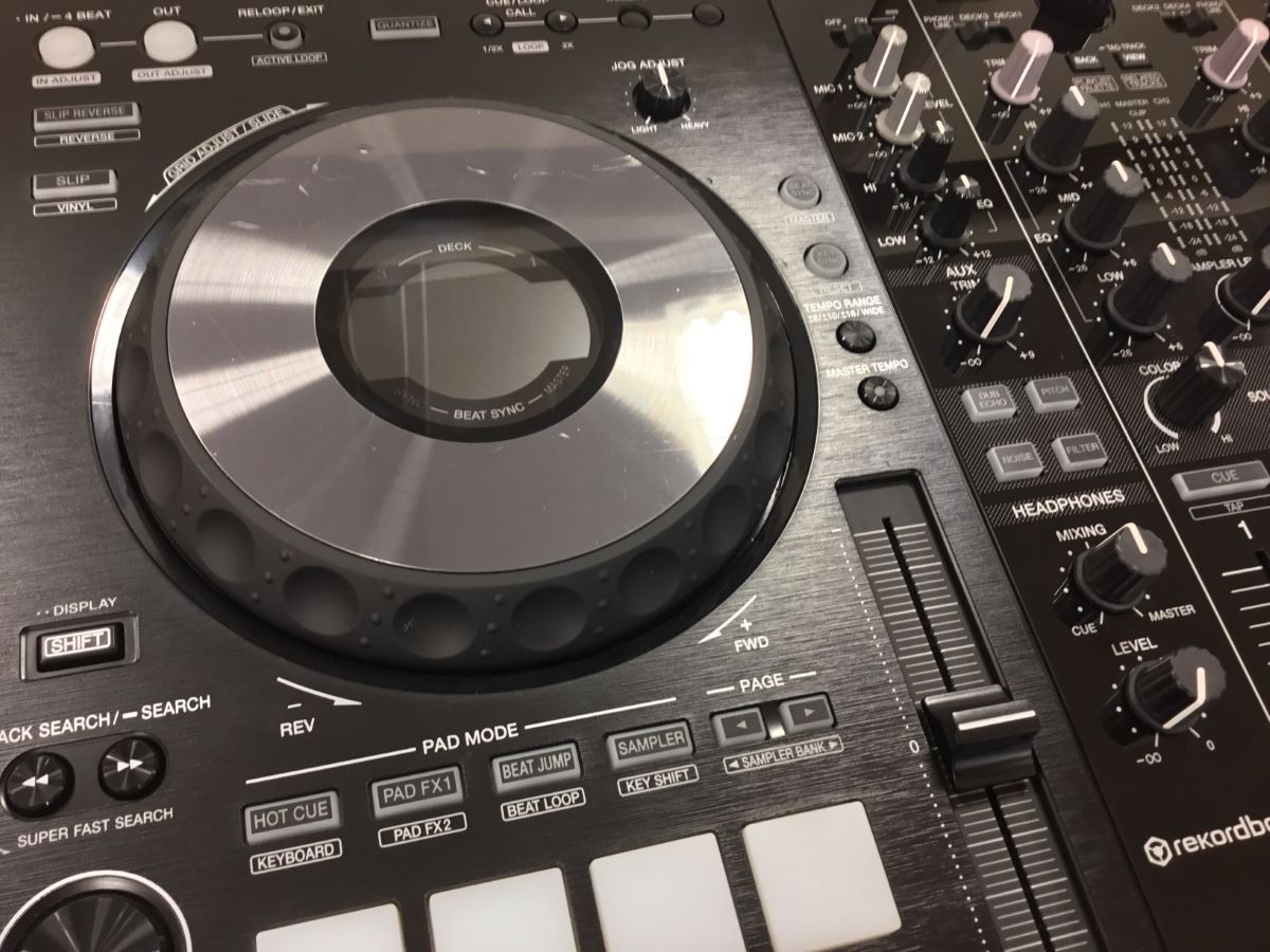 Pioneer DDJ-800 rekordbox専用 パフォーマンス DJコントローラー