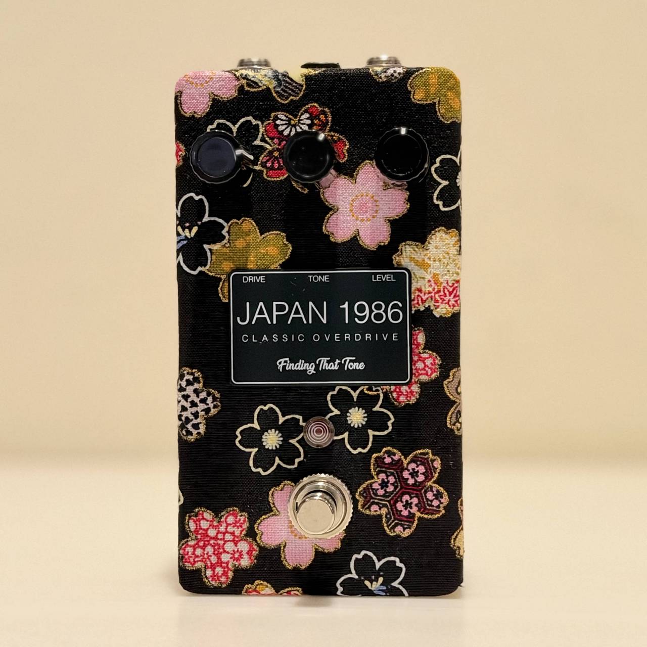Finding That Tone 【現物画像】JAPAN 1986 SAKURA コンパクト