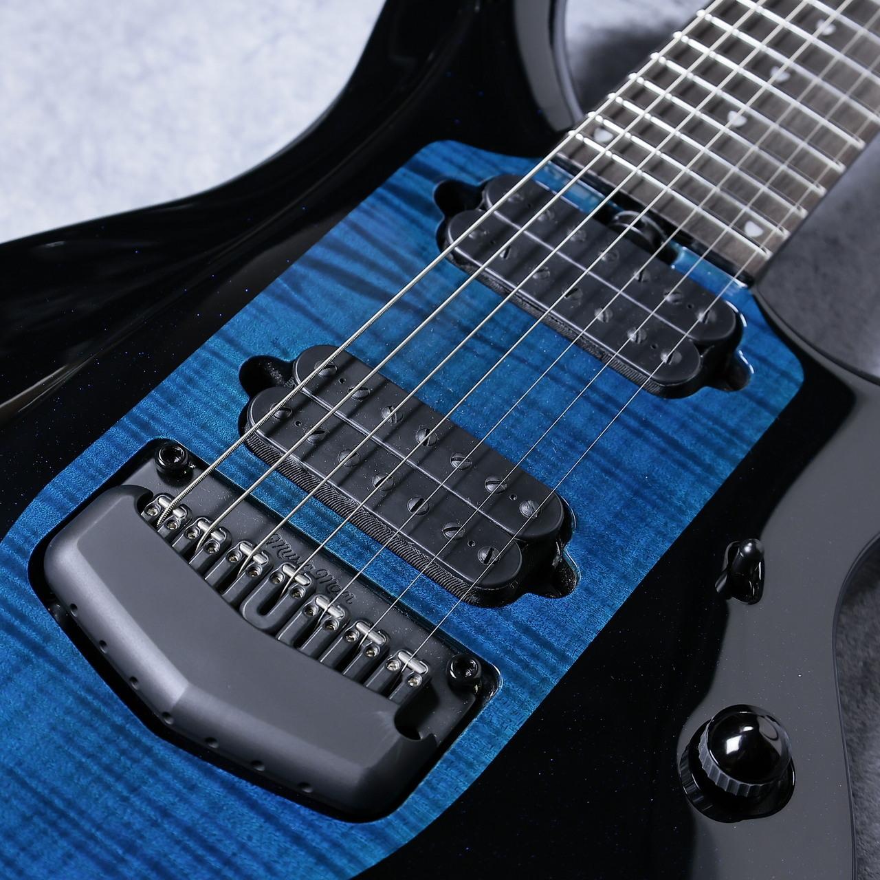 MUSIC MAN Majesty 7 「Okelani Blue」 【7弦】 生産完了モデル