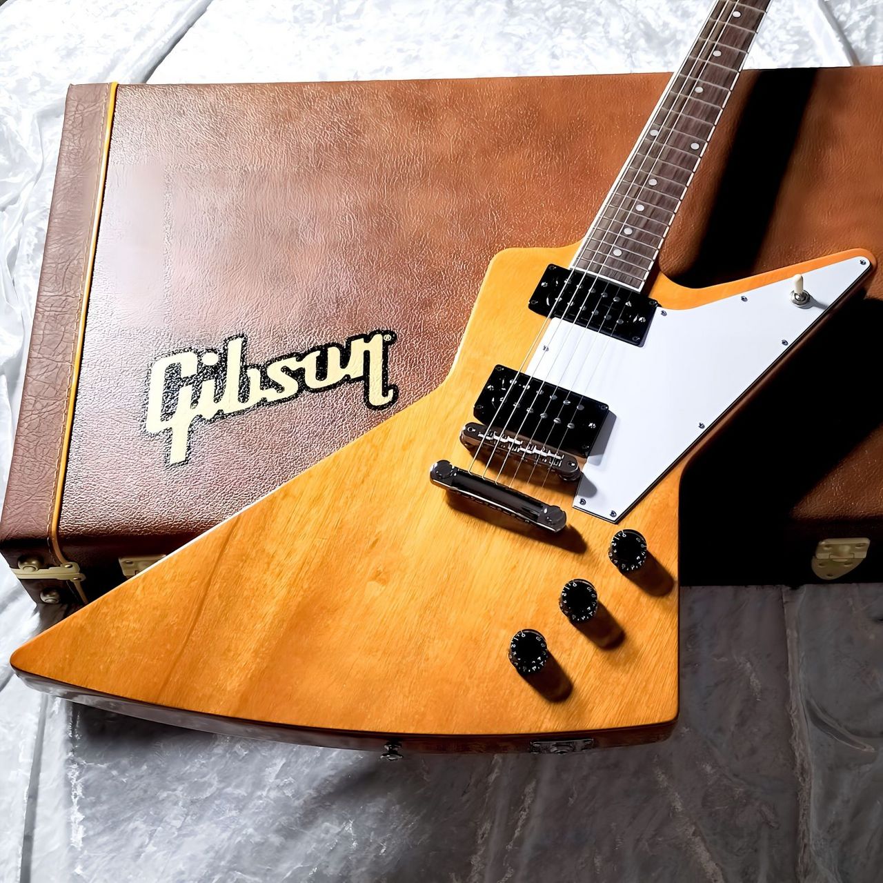 Gibson 70s Explorer Antique Natural エクスプローラー アンティーク