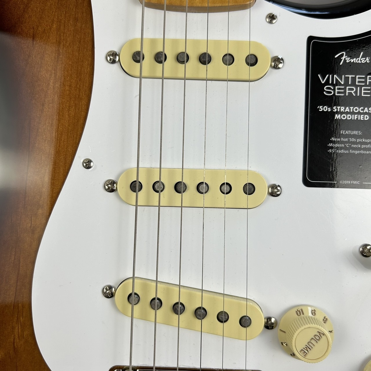 Fender Vintera '50s Stratocaster Modified Maple Fingerboard 2 