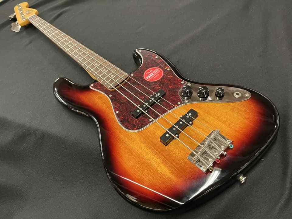 Squier by Fender エレキベース Classic Vibe 60s Squier by Fender Classic Vibe '60s Precision Bass Laurel