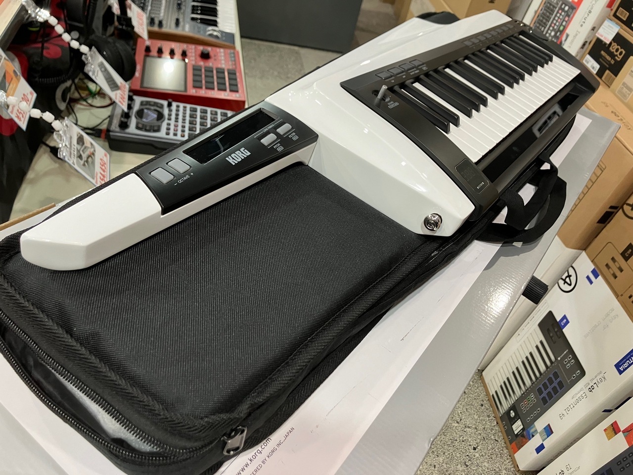 KORG RK-100S 2 - KEYTAR (WH) 【1台限定B級特価】即納可能!【Winter