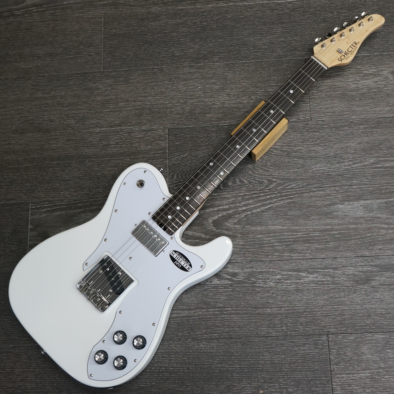 SCHECTER OL-PT-CTM WHT/R（新品）【楽器検索デジマート】