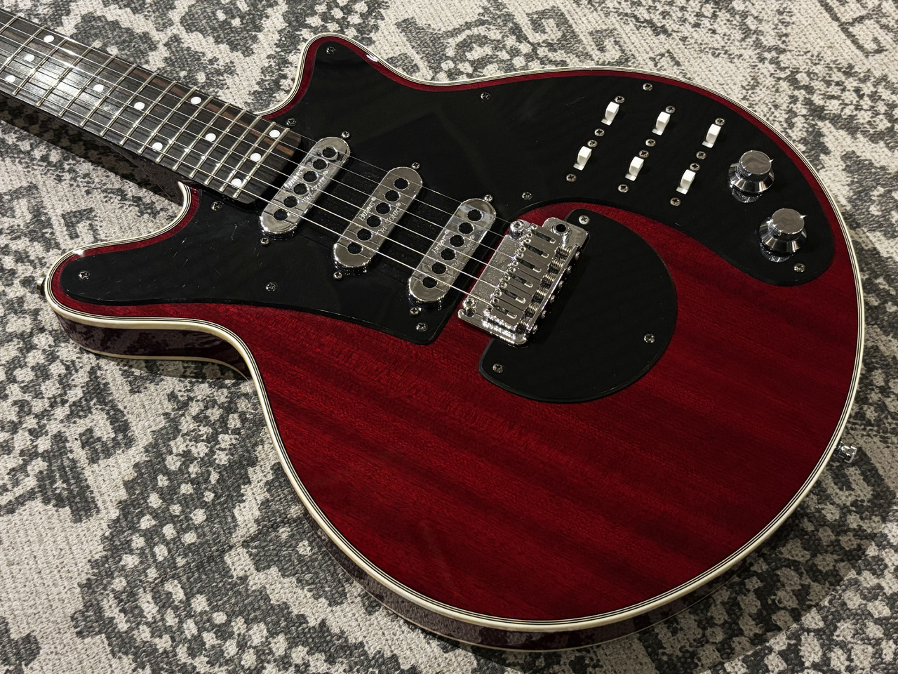 BRIAN MAY GUITARS 製 Red Special （超美品中古） Brian May Guitars Brian May Special 
