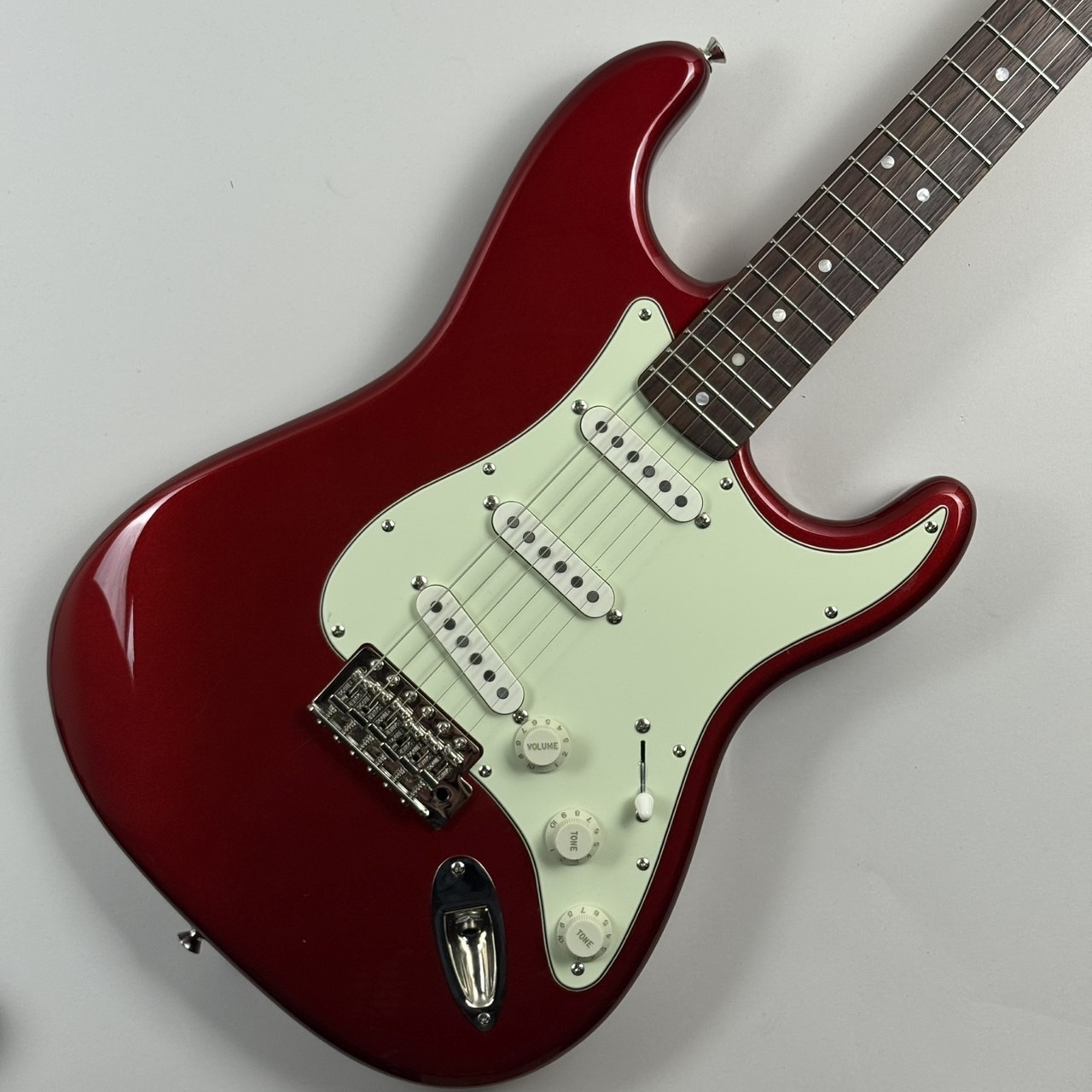 FSR Classic Vibe '60s Stratocaster 中古美品 Squier by Fender Classic Vibe '60s Stratocaster 【現物画像