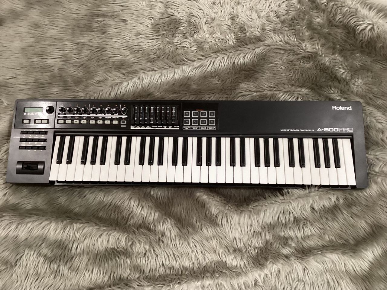 Roland A800PRO