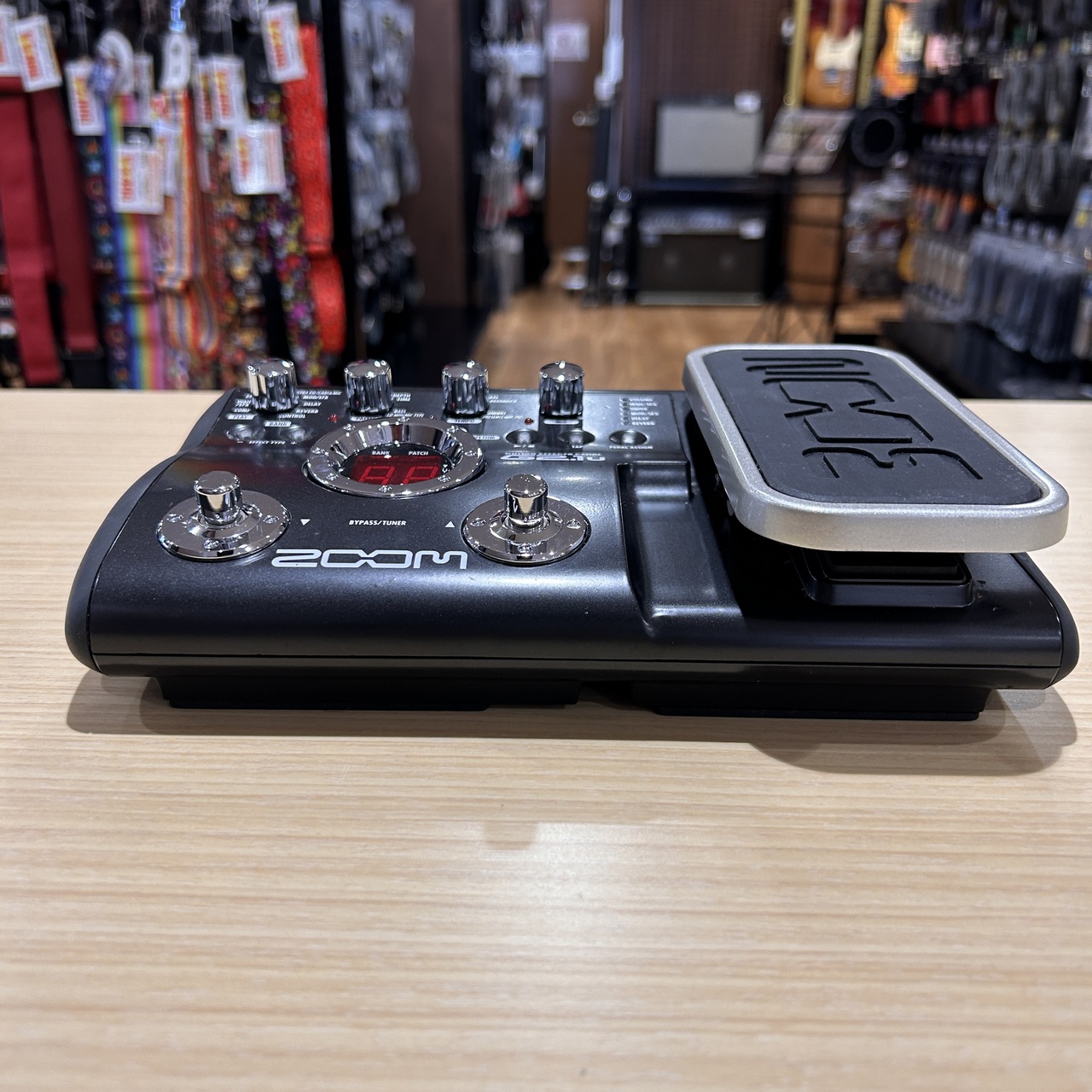 ZOOM/マルチエフェクター/g2.1u G2.1u Guitar Effects Pedal | Zoom