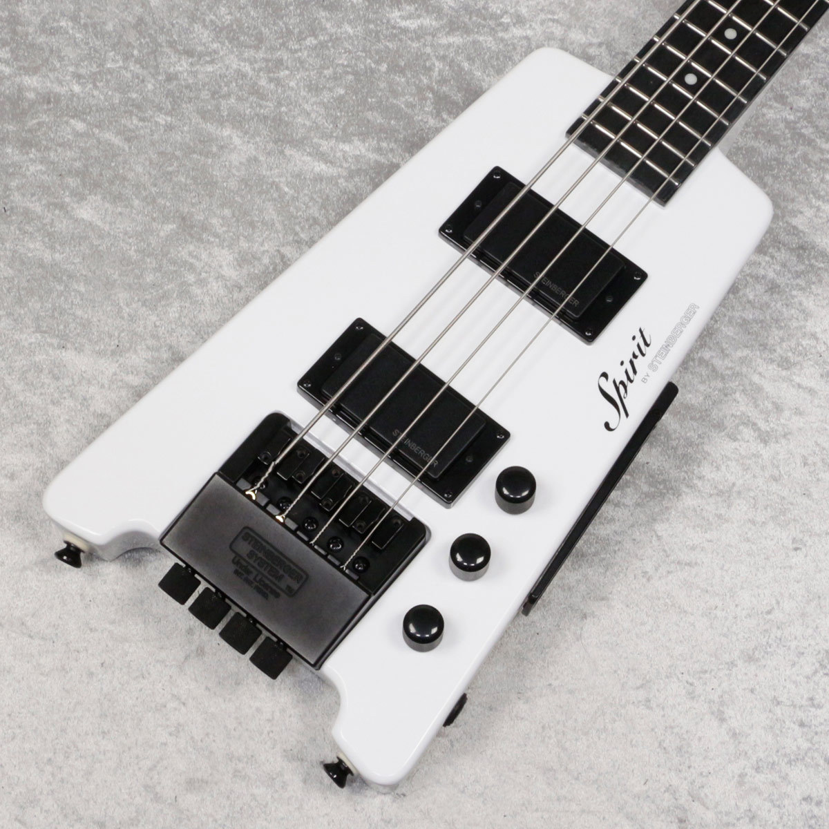 Steinberger XT-2 Standard Outfit White (4-string) ヘッドレス【新宿