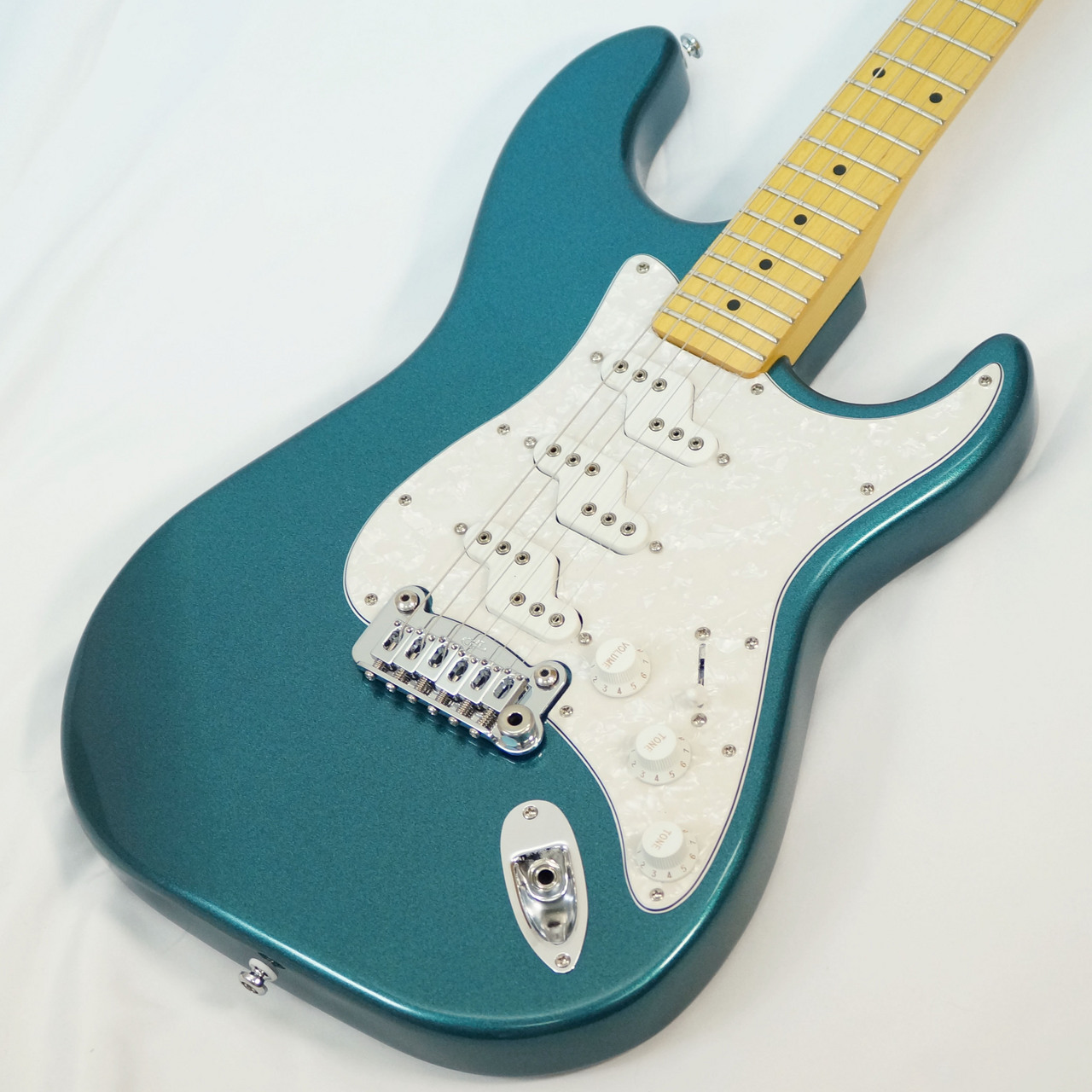 【全国送料無料】 G&L Tribute Series  超美品！ G&L Tribute Series COMANCHE (Emerald Blue Metallic/Maple