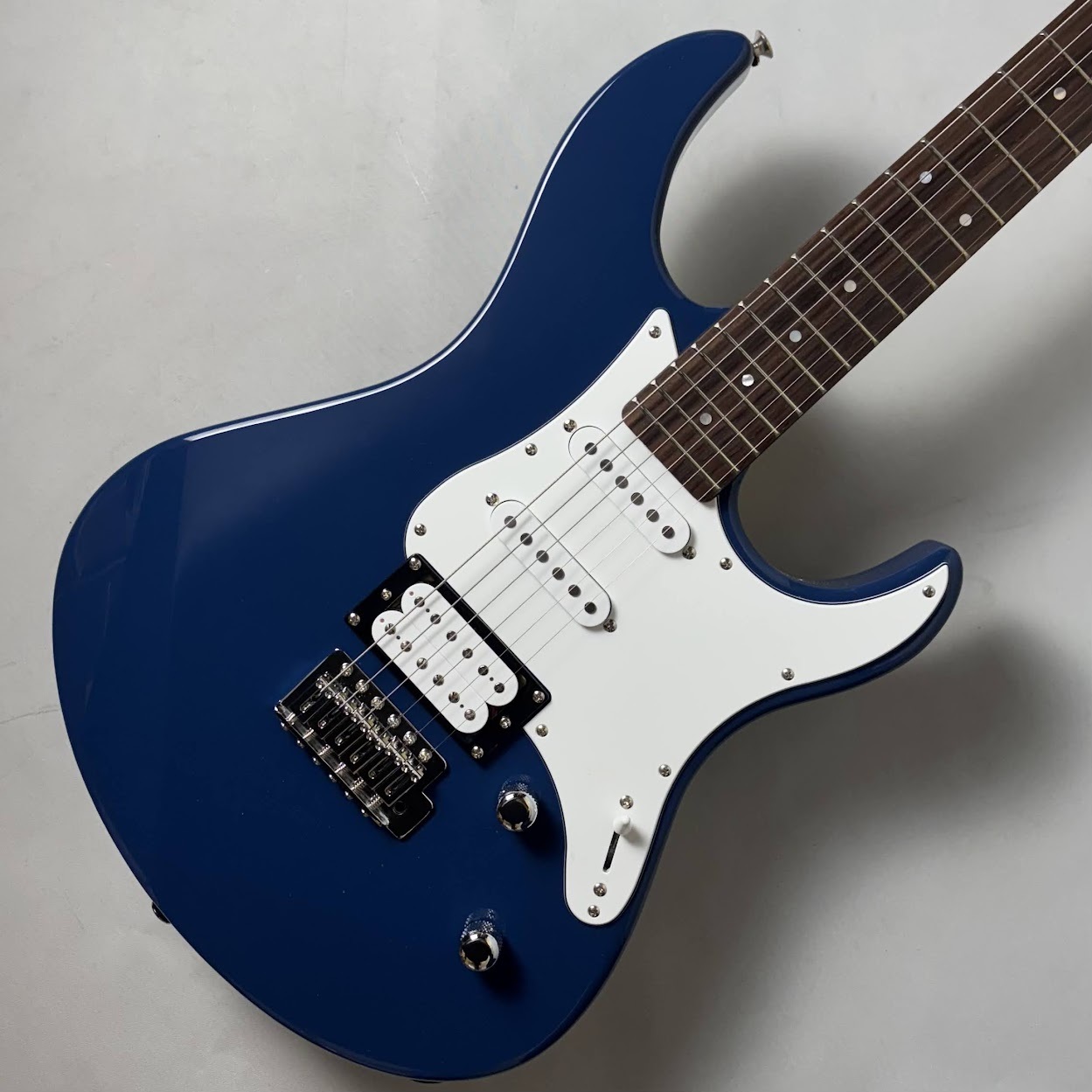 YAMAHA 【現物画像】PACIFICA112V UTB ユナイテッドブルー
