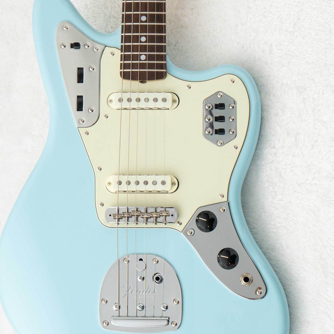 Fender FSR Made in Japan Traditional II 60s Jaguar Daphne Blue