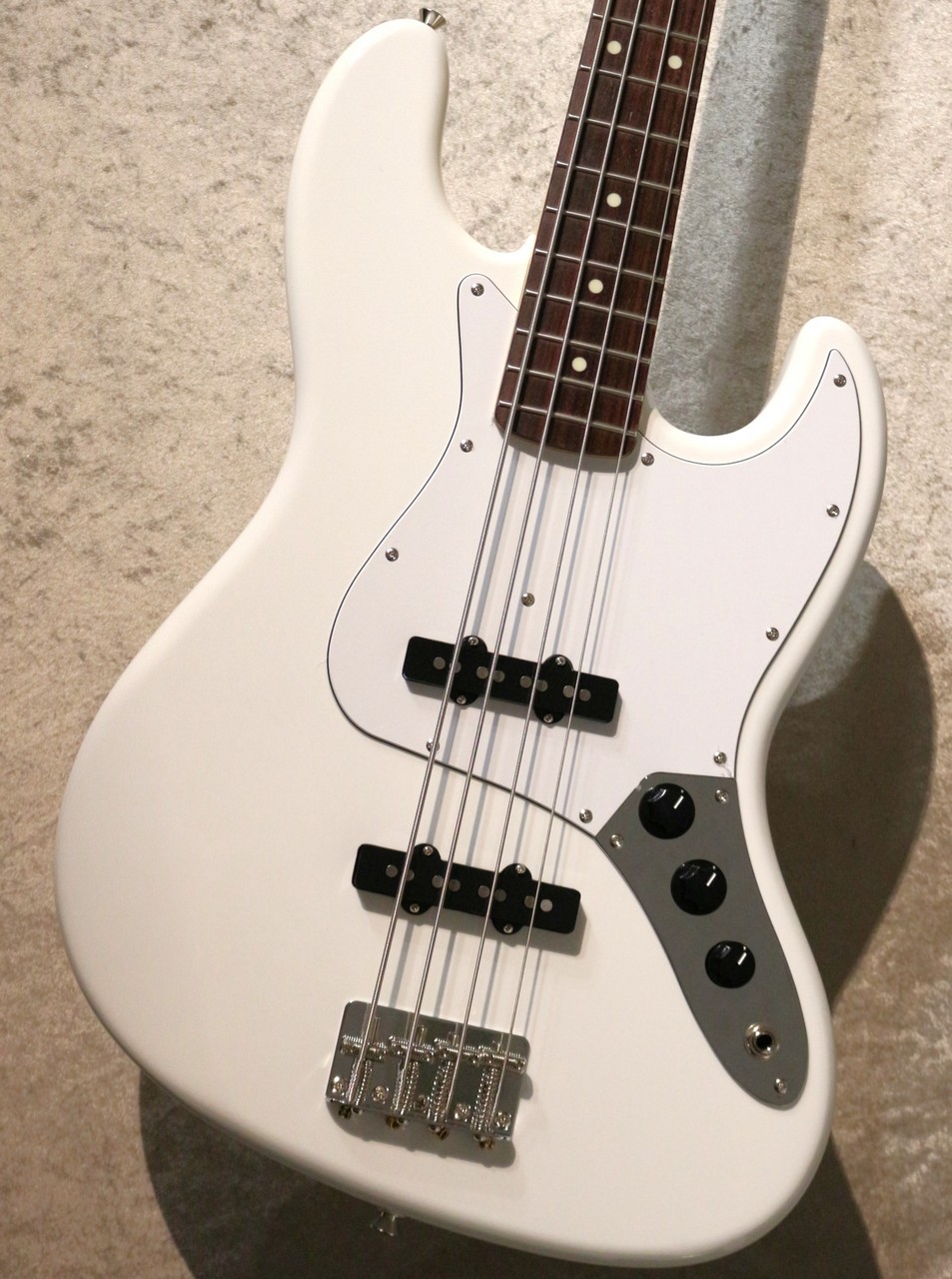 FGN ジャズベース ボディ SeymourDuncan ネック以外のパーツ各種 FGN ジャズベース ボディ SeymourDuncan ネック以外のパーツ各種