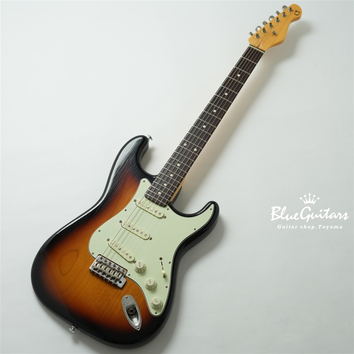 ギター Black Smoker TRAD MASTER SIGMA LightAged Black Smoker TRAD MASTER SIGMA SSS Light Aged - Faded 3 Tone