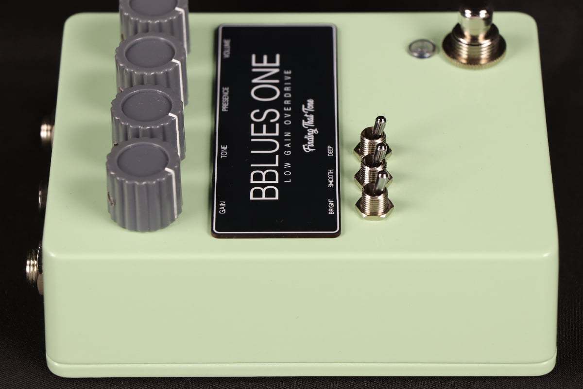 Finding That Tone BBlues One Surf Green Low Gain Overdrive