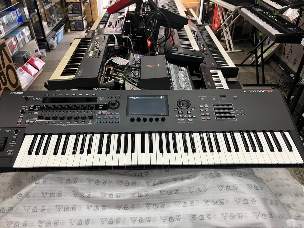 YAMAHA MONTAGE M7 (76鍵FSX鍵盤)◇1台限りのB級超特価!【ローン