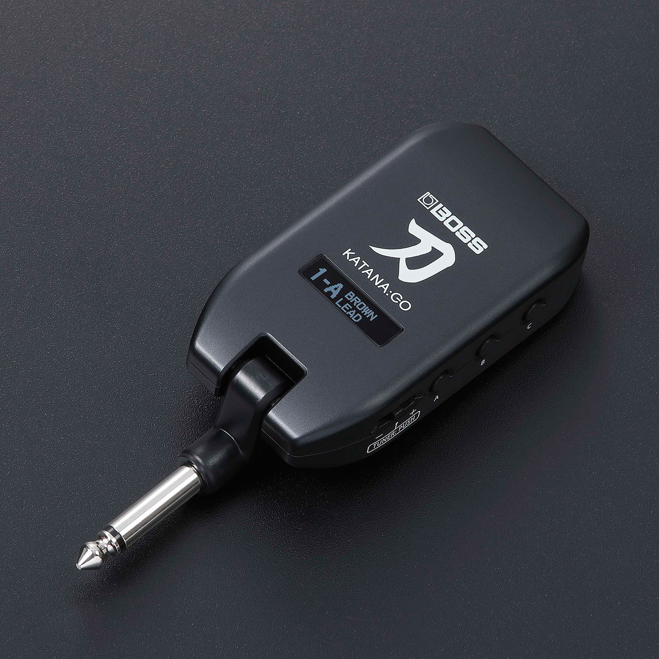 BOSS KATANA-GO パーソナルギターアンプ Amazon.com: BOSS KATANA:GO | Personal Headphone Amplifier