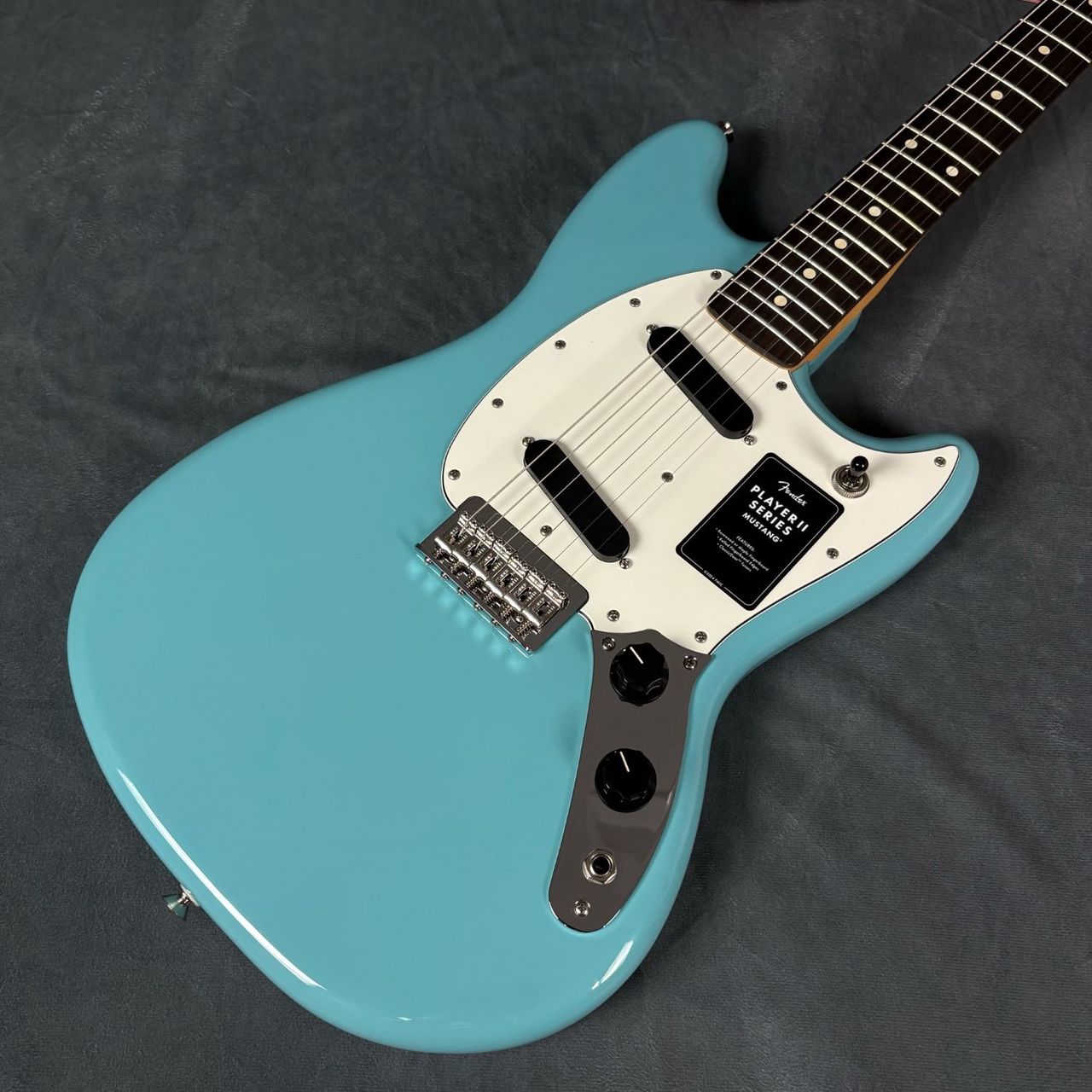 Fender Mustang エレキギター クリーム　ジャンク品 Fender Mustang エレキギター クリームジャンク品