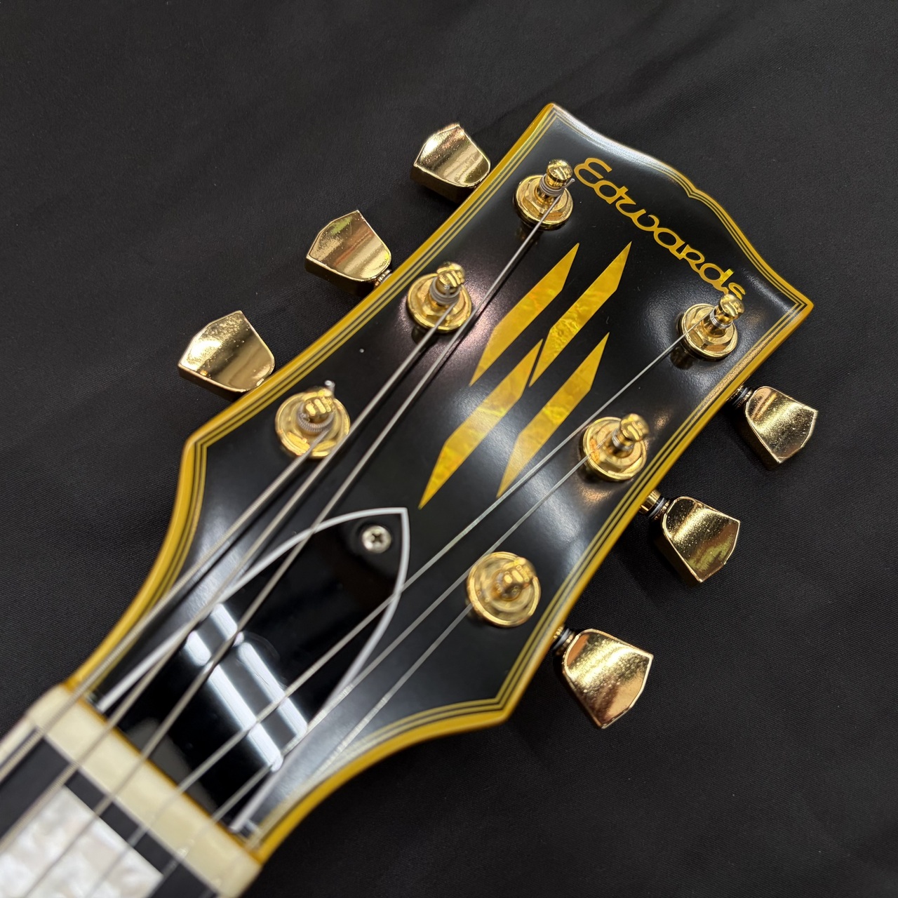 R*a様 EDWARDS E-SA エドワーズ　セミアコ　新品定価16万円 EDWARDS E-SA-CTM/Black (エドワーズ セミアコ)（中古）【楽器検索
