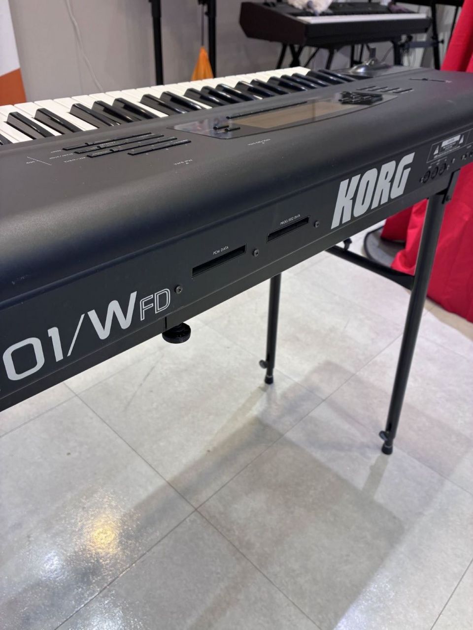 KORG 01/W FD（中古）【楽器検索デジマート】
