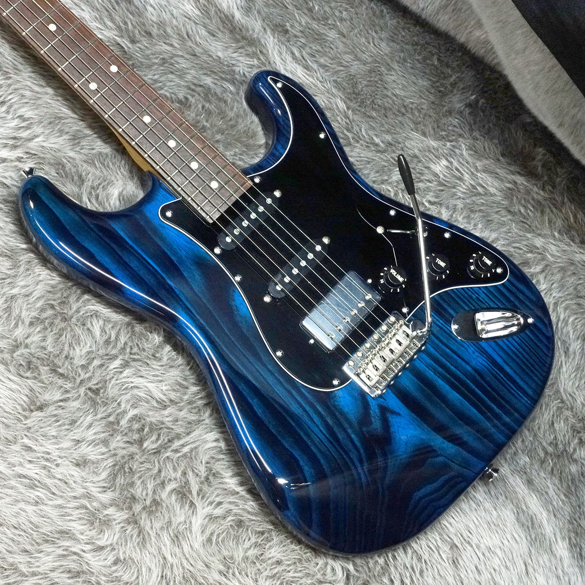 ATELIER Z L.E.S.-Ⅱ SSH TP-Blue/R Burner（中古）【楽器検索デジマート】