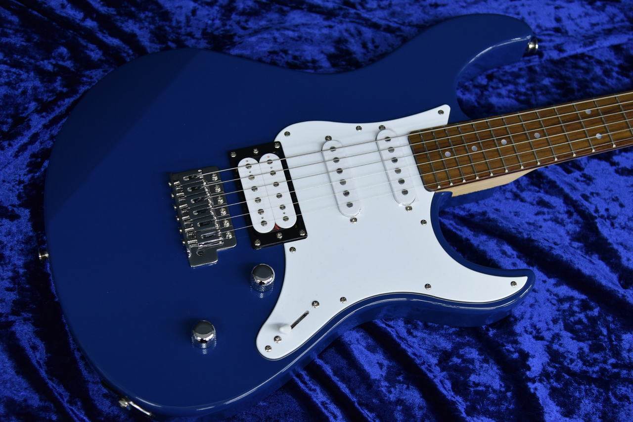 PACIFICA112V (UTB)ユナイテッドブルー YAMAHA / PACIFICA112V UTB (ユナイテッドブルー) ヤマハ エレキ