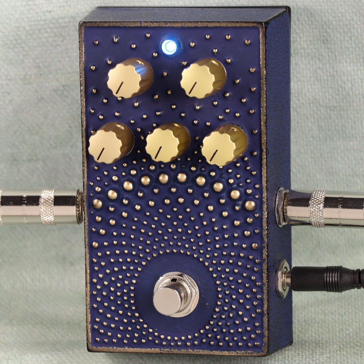 人気のクリスマスアイテムがいっぱい！ あられ kgrharmony 特別色 南部鉄器エフェクター Overdrive ギター