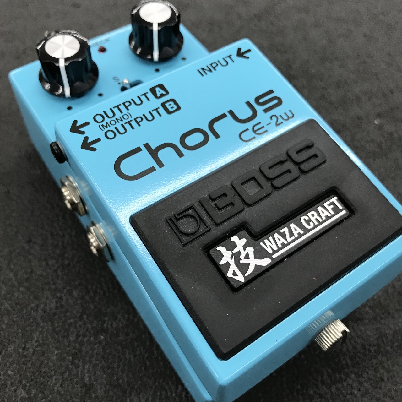 BOSS CE-2W（中古）【楽器検索デジマート】
