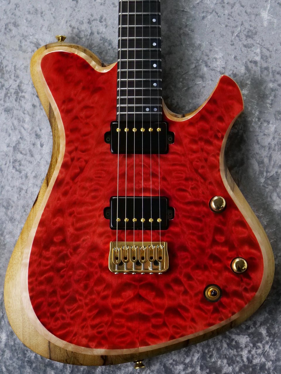 Hinnant Guitars Impulse 6 Quilted【極杢キルトトップ】（新品