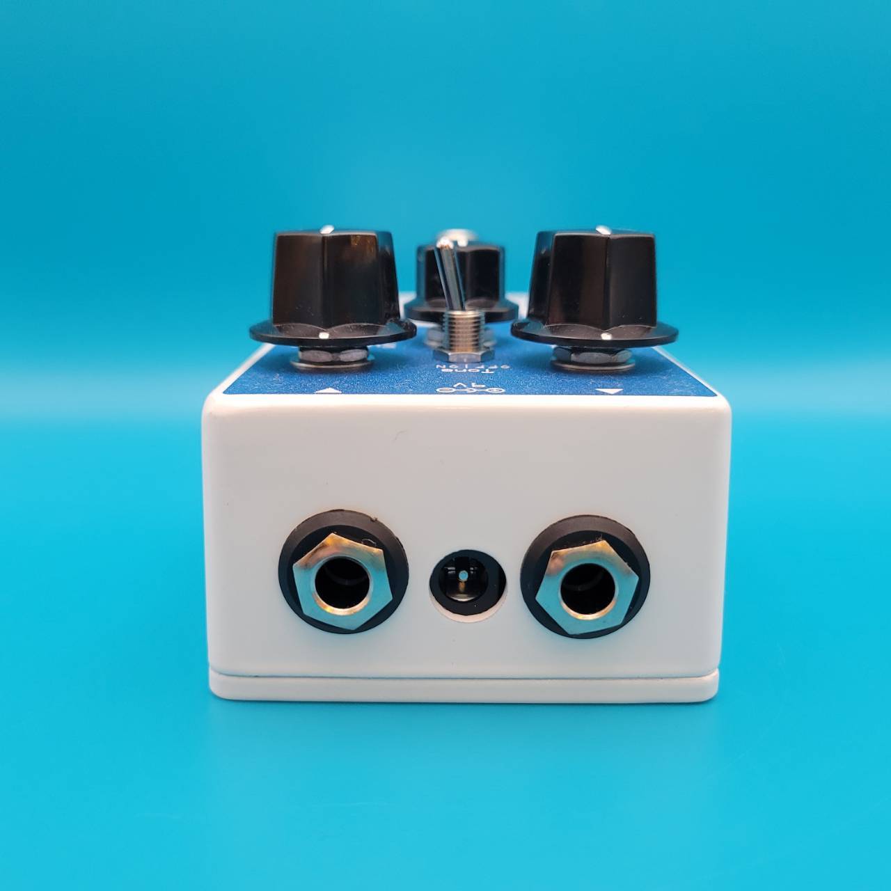 新品 未使用 EarthQuaker Devices Chelsea 新品 未使用 EarthQuaker