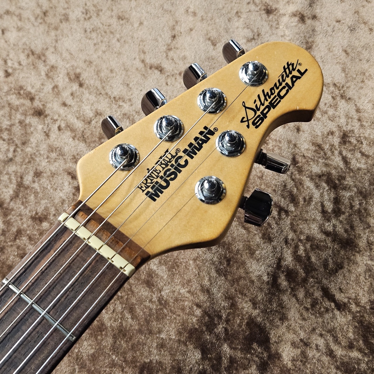 MUSIC MAN USA Silhouette Special HSS Tremolo EMG Mod.（中古/送料