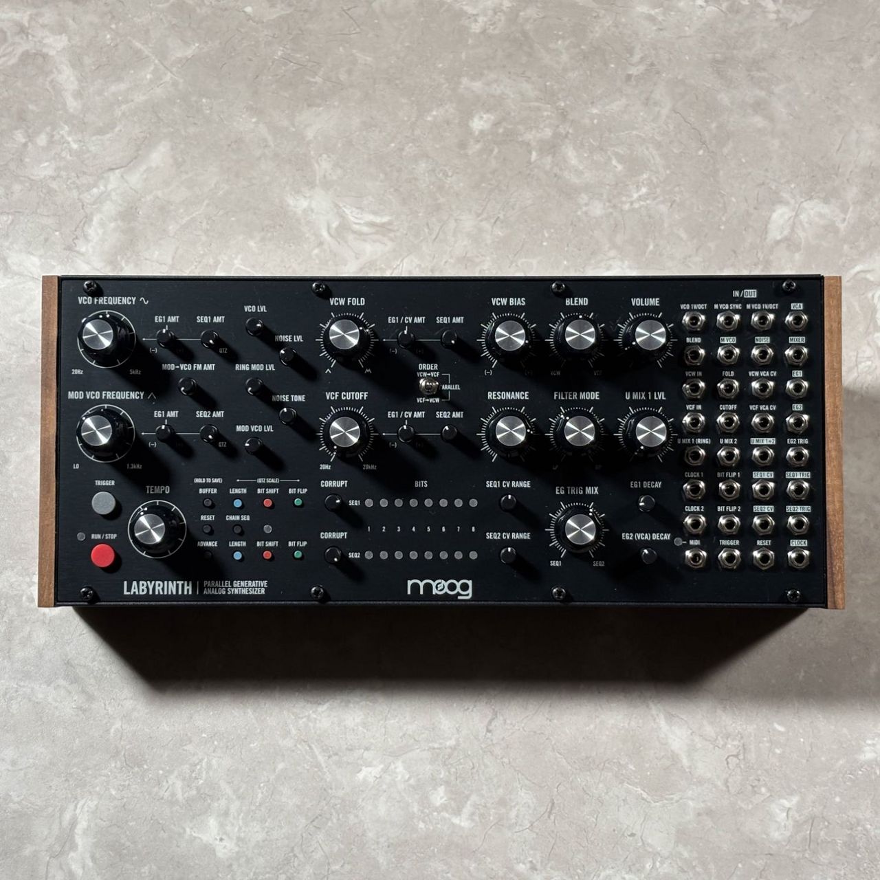Moog Labyrinth ラビリンス アナログシンセサイザー セミモジュラー