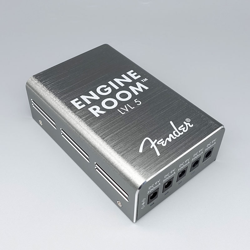 fender ENGINE ROOM lvl5 パワーサプライ　アイソレート Fender Engine Room LVL5 Power Supply - 9V/500mAのアウトプッ