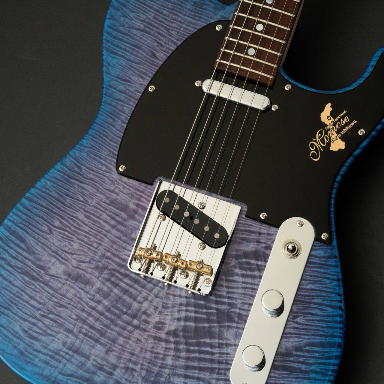 THE MOMBASAフルート 21432本体 ケース付き THE MOMBASAフルート 21432本体 ケース付き