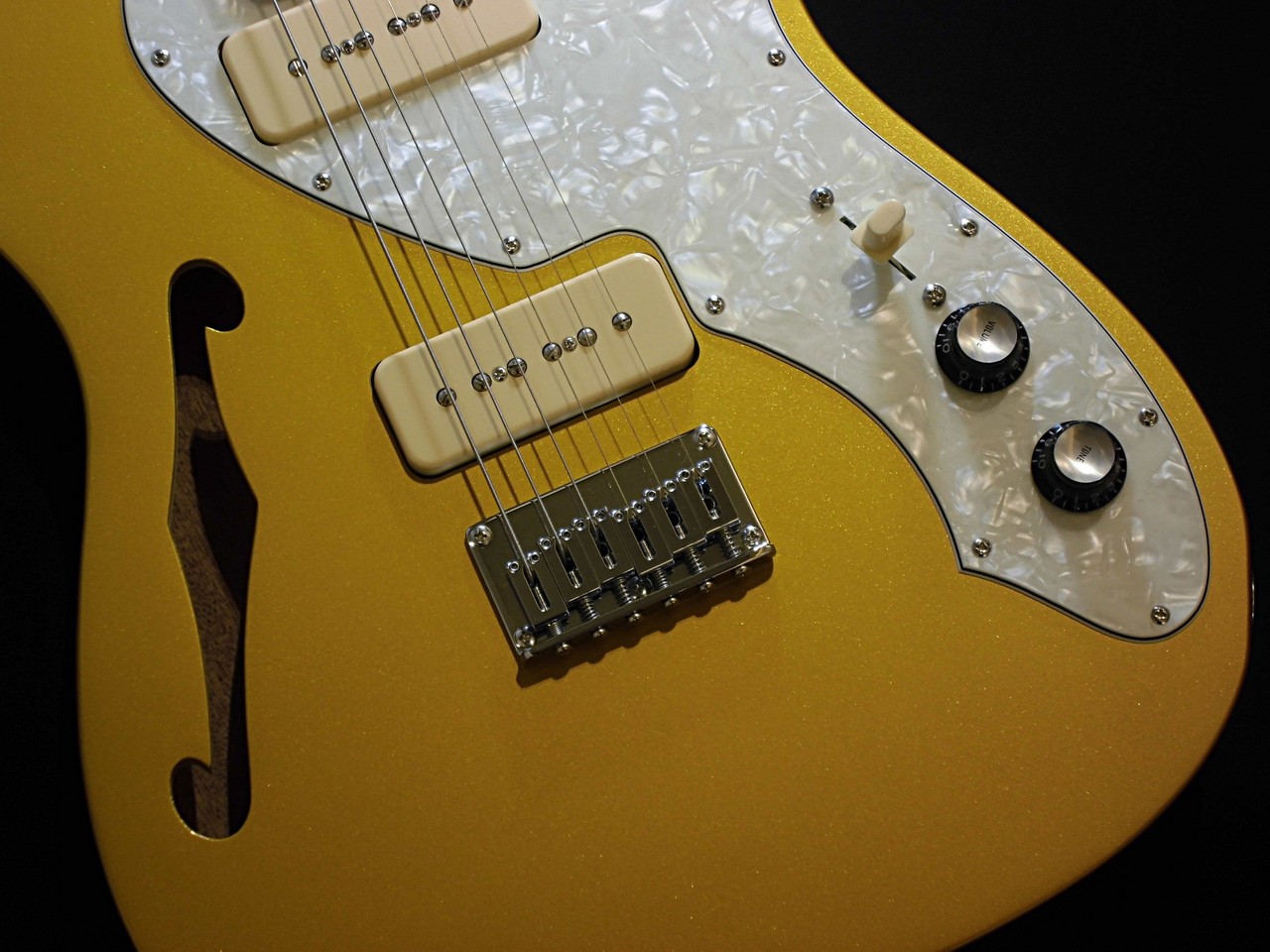 ギター k.nyui custom guitars knte gold back K.Nyui Custom Guitars KNTE Thinline / Gold【当店オーダー品